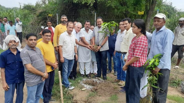 Indora: The state government is trying to increase the income of farmers and gardeners: Malendra Rajan