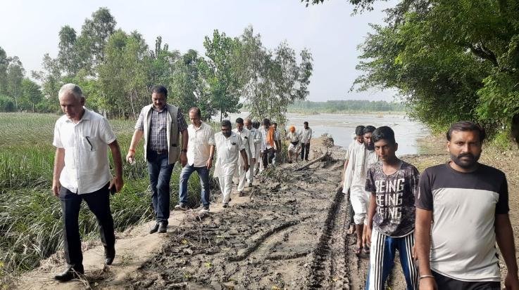  Indora: MLA Malendra Rajan visited flood affected Ullaihadian and Khanpur