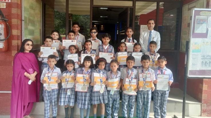 Dehra: Promising awarded in Lotus School Sadwan
