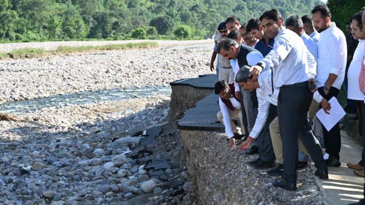 Hamirpur: CM Sukhu visited the affected villages in Bhoranj