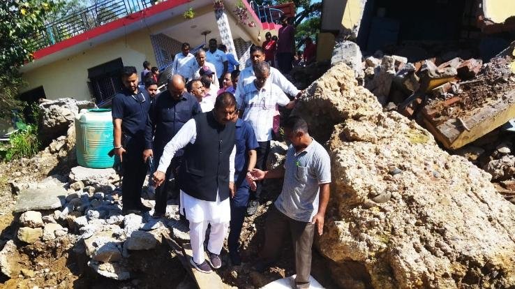  Deputy CM took stock of the damage in Gharana, Bachhbai and Parmar Nagar of Sulh Vis