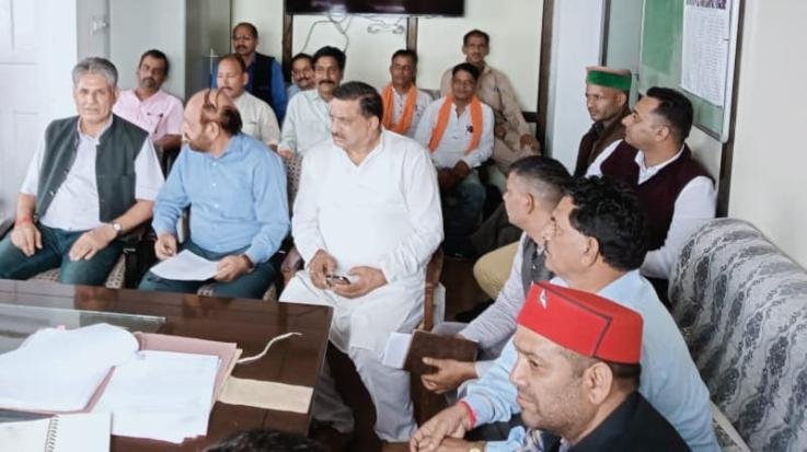 Shimla: Labor organizations united to protest against the functioning of the Labor Welfare Board