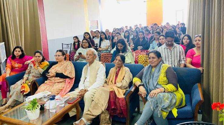  Solan: Induction program organized for PG students in SILB