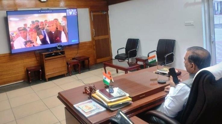  Migrant Himachalis become conductors of the state's rich culture: Chief Minister