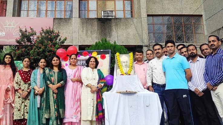 Dehra: Teacher's Day celebrated in Kendriya Vidyalaya Naleti