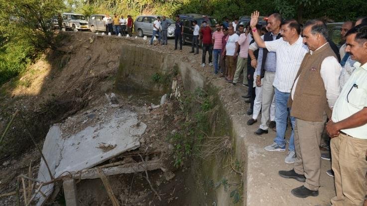 Relief amount will be given under special package to families affected by rains and landslides: Chief Minister