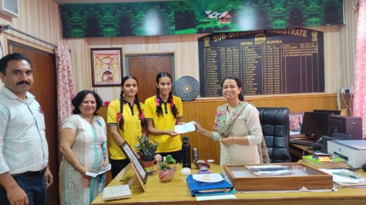 Dehra: Teachers and students of Kendriya Vidyalaya Naleti contributed