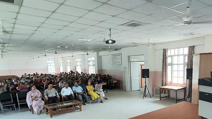  Students made aware about cyber fraud in Jaisinghpur College