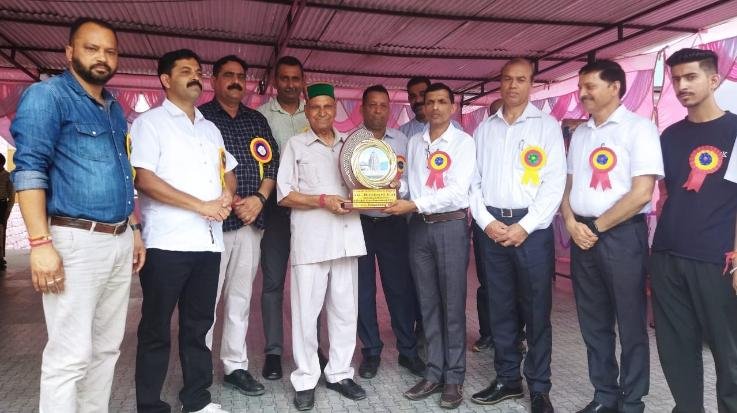 Along with studies, children will also excel in sports in Dharamshala Day Boarding School  s: Kishori Lal 111