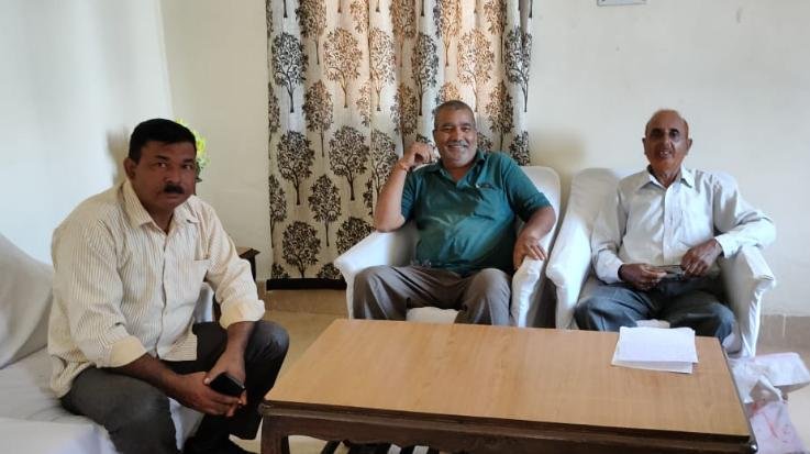  Indora: Old contractors of electricity department told their problems