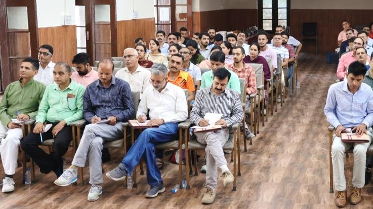  Dharamshala: ADC gave tips to prepare Gram Panchayat Development Plan