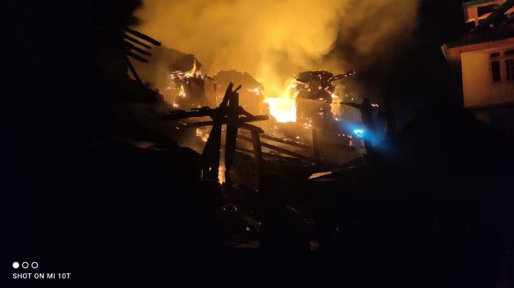  Fire breaks out in three storey house in Deha of Theog