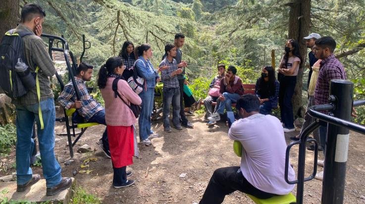 Students of Social Work Department of HPU reached Shiv Bawadi, there is an atmosphere of fear among the people