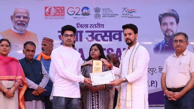 First in photography in Chanchal Sharma district of Badsar