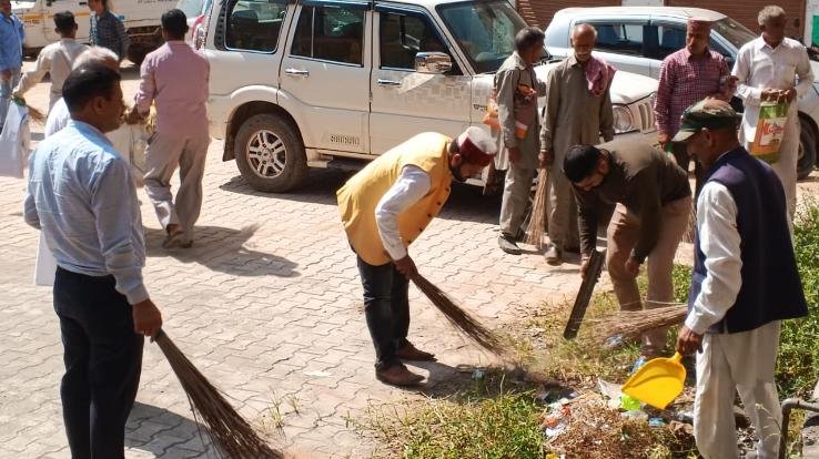 Solan: Cleanliness of Goyla bus stand and surrounding areas