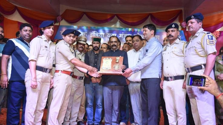 Solan: Himachal Rakshak Award to IPS officer Gaurav Singh