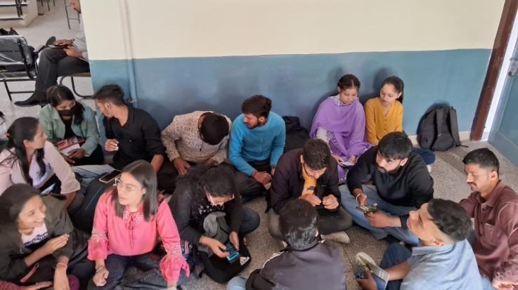  Shimla: Social work students boycotted classes in HPU.