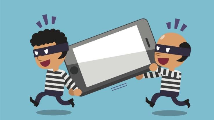 बिलासपुर में मोबाइल की दुकान से चोरों ने 50 से 60 मोबाइल फोन उड़ाए