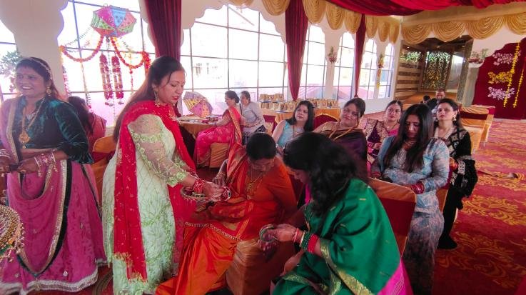  Solan: Innerwheel Club Midtown celebrated the festival of Karva Chauth.