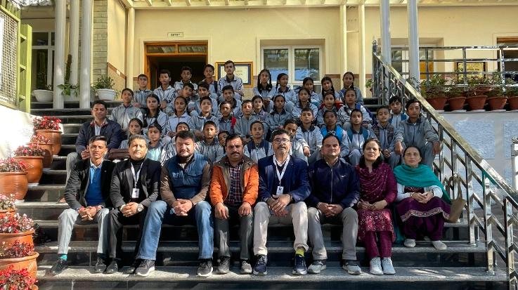  Solan: Science Museum Shimla organizes session for students to get professional education 123