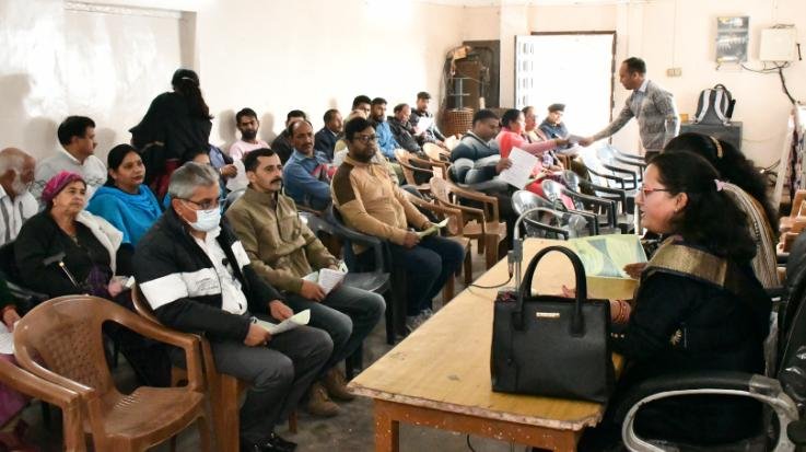 Solan: National Legal Services Day organized in Gadkhal Sanawar