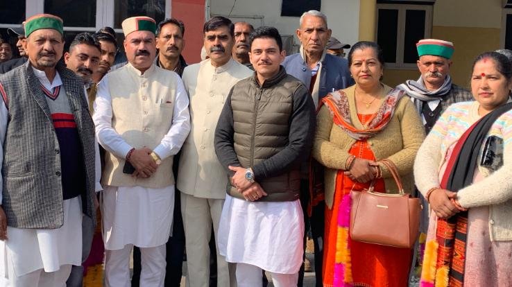 गोली मारो पर शाह ने भी दी अनुराग को झिड़की : अभिषेक राणा