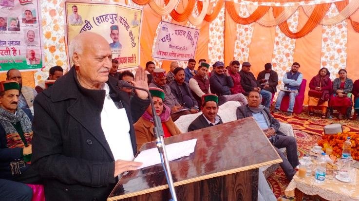 Dharamshala: 44 mobile vans will be run under veterinary services in the state: Chandra Kumar