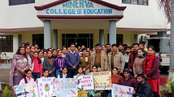 Indora: Traffic rules lesson taught in Minerva College