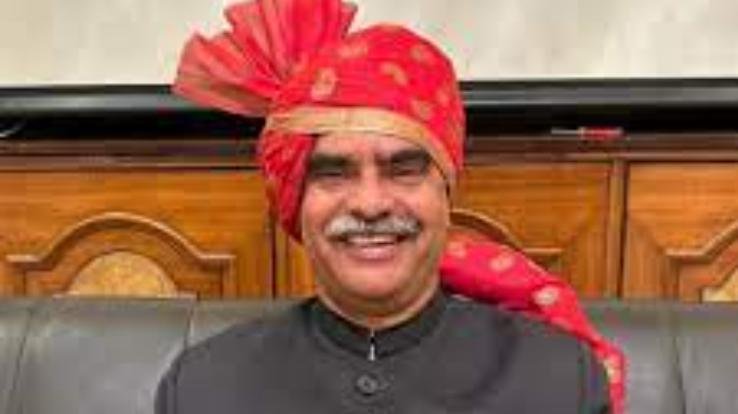  Better facilities of information and communication technology in 762 schools: Sanjay Ratna