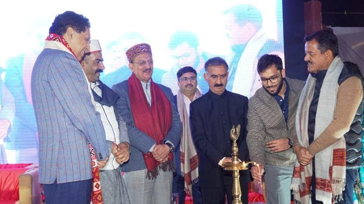 Chief Minister Sukhu inaugurated the snow festival in Dilli Haat.123