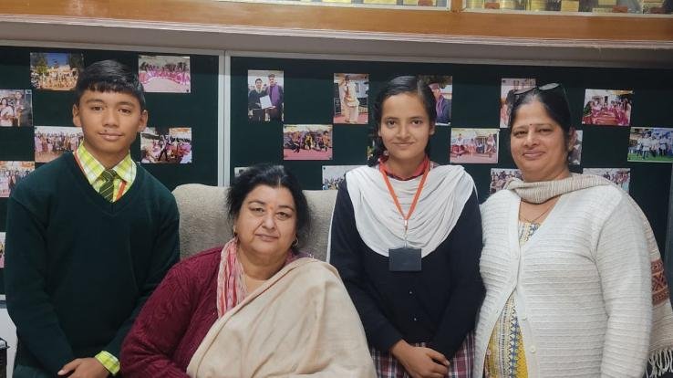 Keshavi and Ganesh of Boys School Jwalamukhi will play School National Chess Tournament