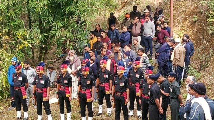 Hamirpur: Soldier dies after bike skids on NIT road 333