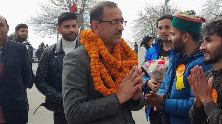  Shimla: Nankhadi student organization organized blood donation camp on the ridge, collected 50 units of blood.