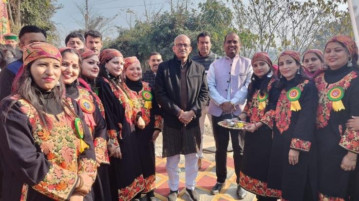 Dehra: Annual function celebrated in Delhi Convent School Sunhet 123