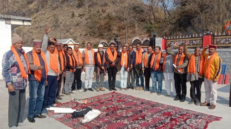 Hamirpur: BJP Mandal Kisan Morcha gave instructions to make 10-10 Kisan Sentinels
