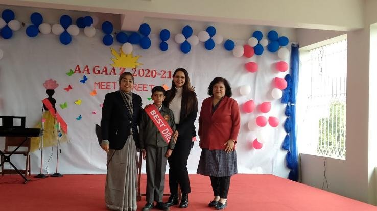 सोलन पब्लिक स्कूल में 2020-21 के नए नामांकन प्राप्त छात्रों के लिए फ्रेशर डे मनाया गया  