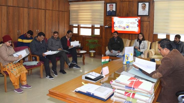  Solan: Sweep core committee meeting held, Deputy Commissioner Solan was present.