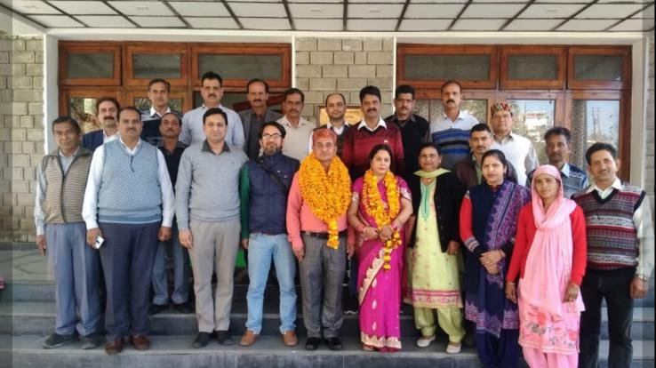 आईपीएच विभाग में 36 वर्षों तक सेवा देने के बाद राजेंद्र चंदेल सेवानिवृत्त