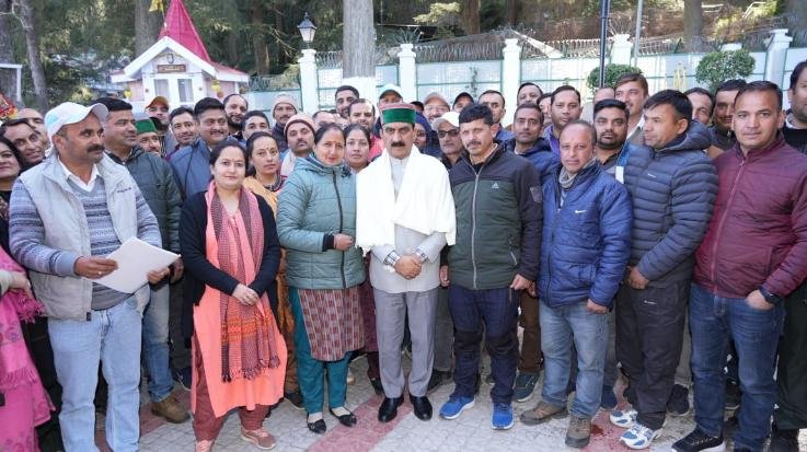  Shimla: Computer teachers expressed gratitude to the Chief Minister for increasing the honorarium by Rs 1900.