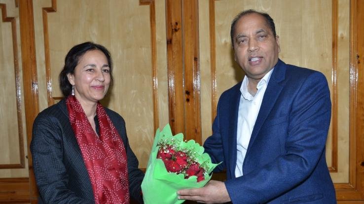 मुख्य आयकर आयुक्त ने मुख्यमंत्री से की भेंट 