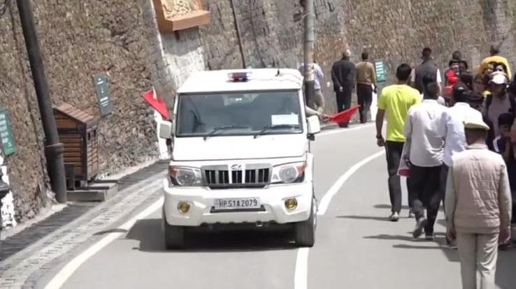 Tight security arrangements regarding President Draupadi Murmu's four-day visit to Shimla, Rehearsal trial conducted on Shimla Mall Road