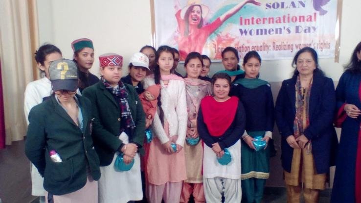 स्वास्थ्य विभाग द्वारा महिला दिवस पर कार्यक्रम आयोजित