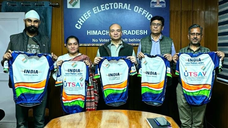  Chief Electoral Officer releases cycling jersey with voter awareness message
