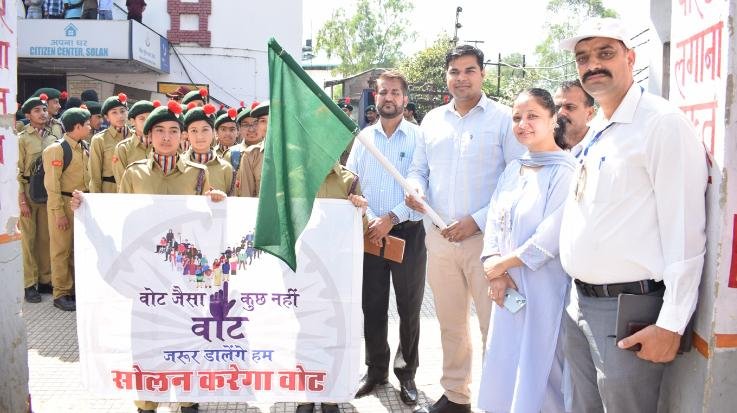 Solan: Additional Deputy Commissioner said, voting is not only the right but also the duty of all of us.