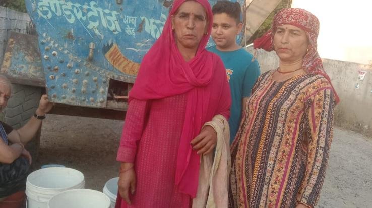 Where has the Chief Minister of the district gone after leaving the people of Badsar amid water crisis: Lakhanpal