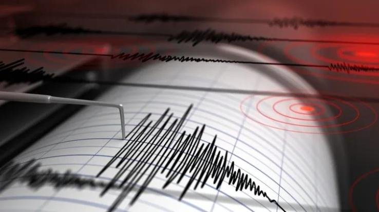 Earthquake tremors in Kullu, Himachal, intensity was 3.0 on Richter scale.