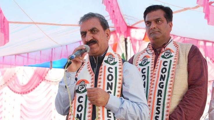 Jairam did not do development in Hamirpur to weaken Dhumal: Chief Minister