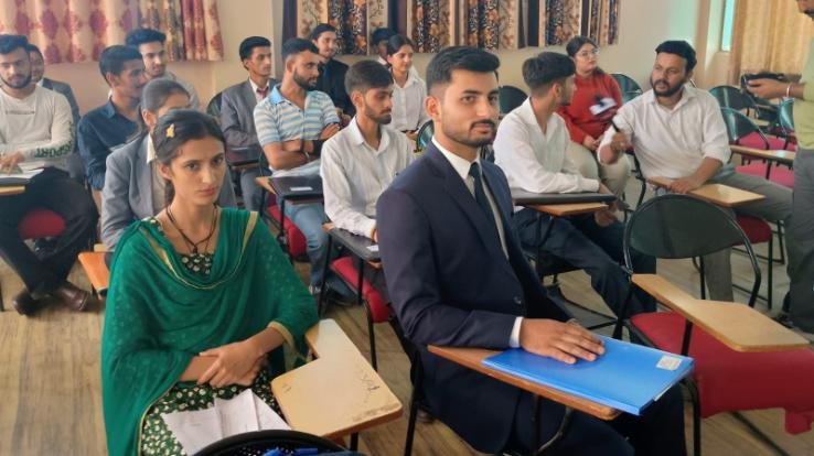 100% students of LR Institute Solan get placement, offer up to 6 lakhs