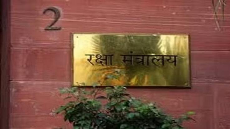 Governments should take the liabilities of cantonments, only then the civil sector will be able to move out.