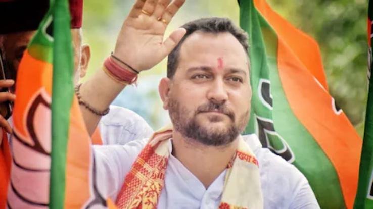 Hamirpur: Congress defeated in Sukhu's home district, BJP's Ashish Sharma won.